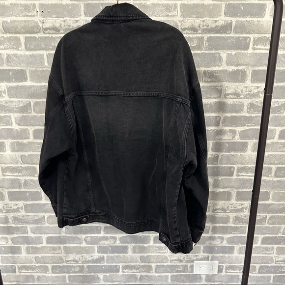 Zara Denim Jacket - Picture 3 of 3
